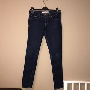 J brand indigo low rise skinny leg ankle cut 26